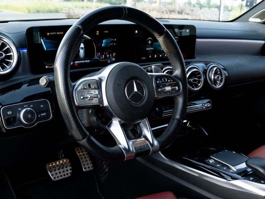 Mercedes-Benz A -Class Hatchback 45 AMG 2021 - Image 4