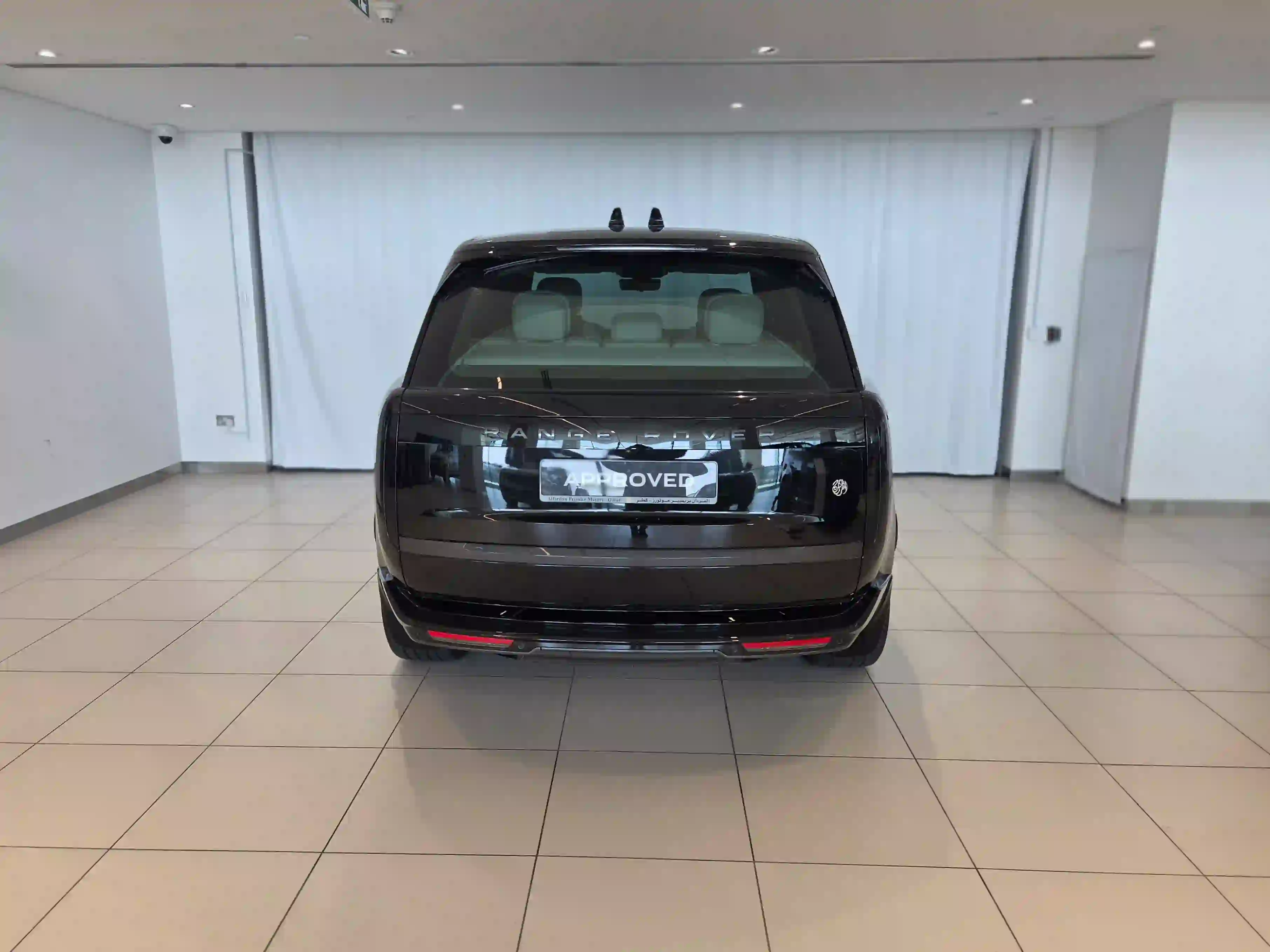 Land Rover Range Rover 4.4 V8 HSE 2026 - Image 2
