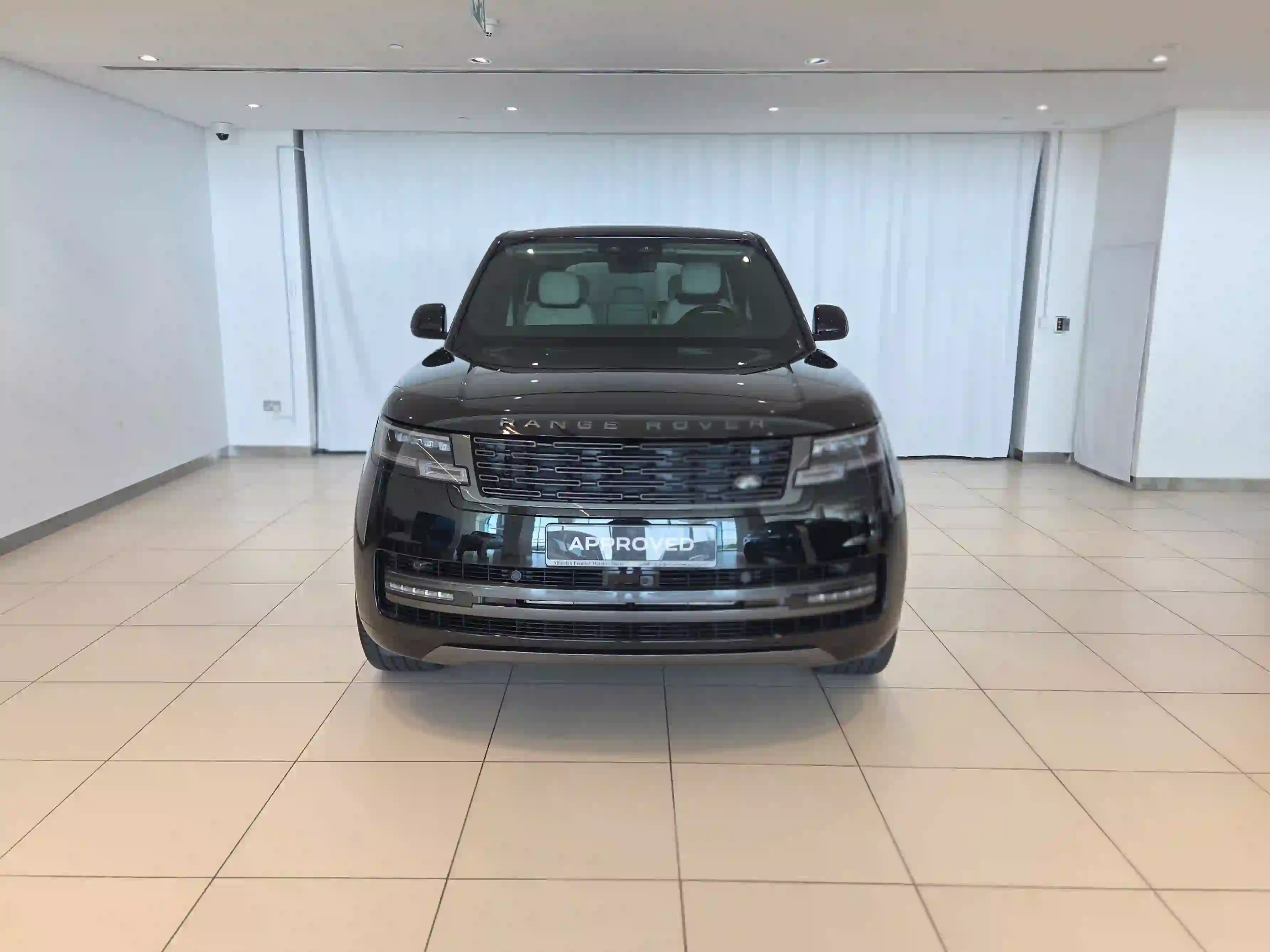 Land Rover Range Rover 4.4 V8 HSE 2026 - Image 4