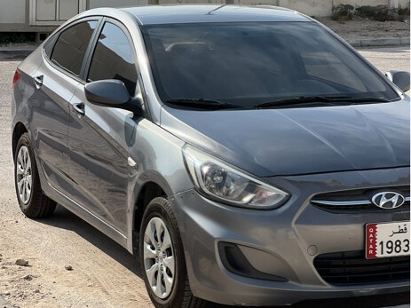 Hyundai Accent 2018 - Image 2