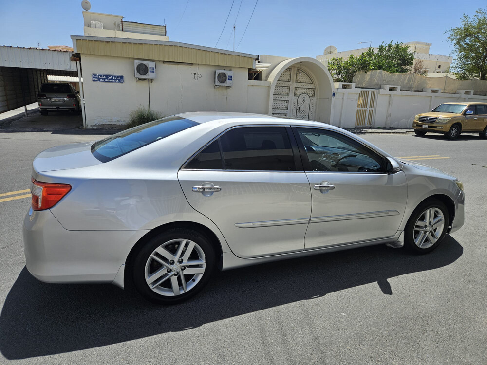 Toyota Camry GLX 2015 - Image 2