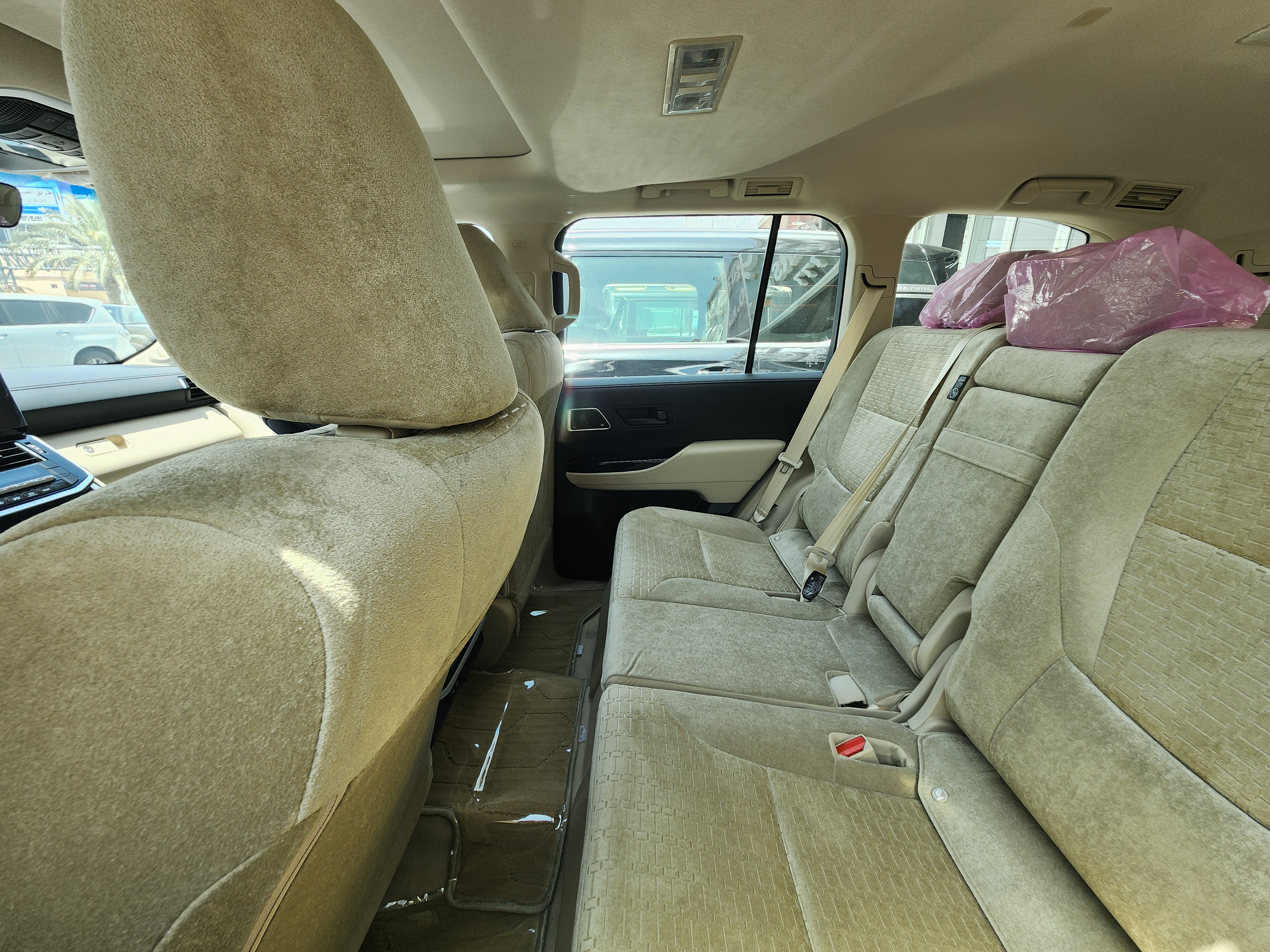 Toyota Land Cruiser GX.R - Image 4