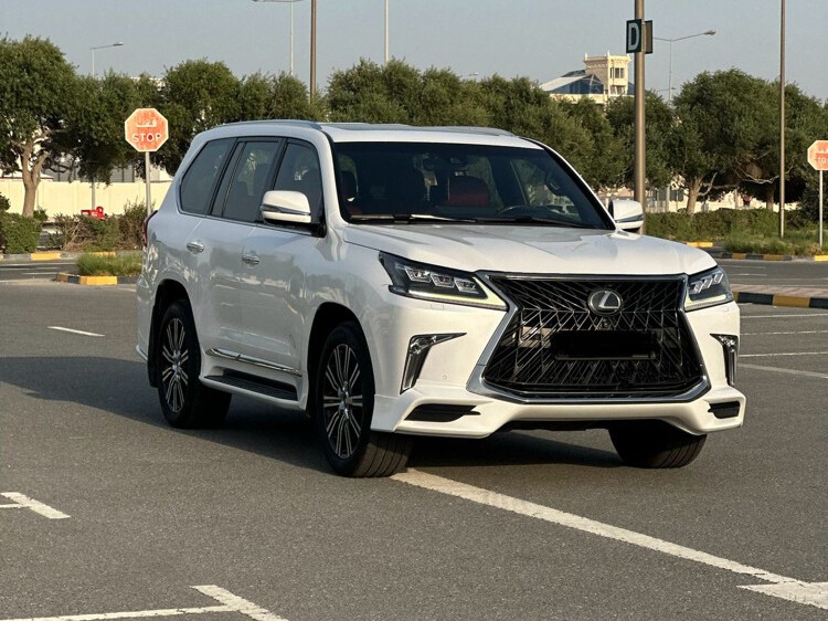 Lexus LX 600 2018 - Image 1