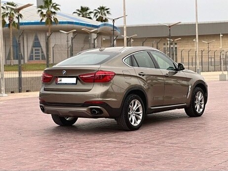 BMW X-Series X6 M 2017 - Image 2