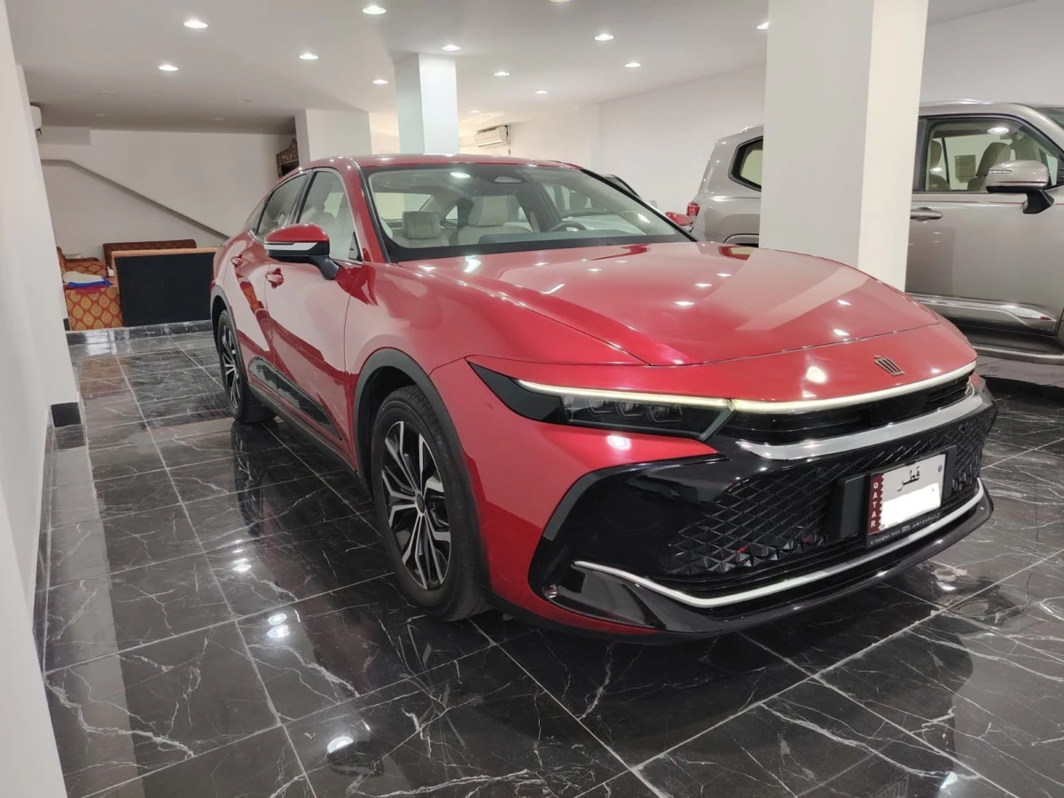 Toyota Crown hybrid 2023