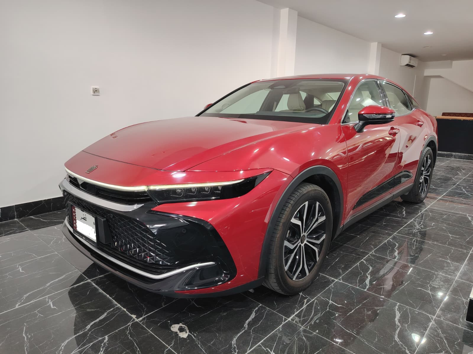 Toyota Crown hybrid 2023 - Image 3