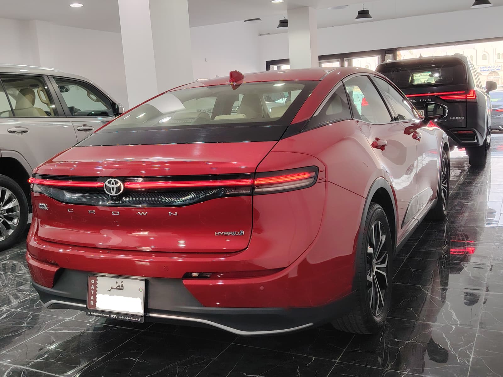 Toyota Crown hybrid 2023 - Image 4