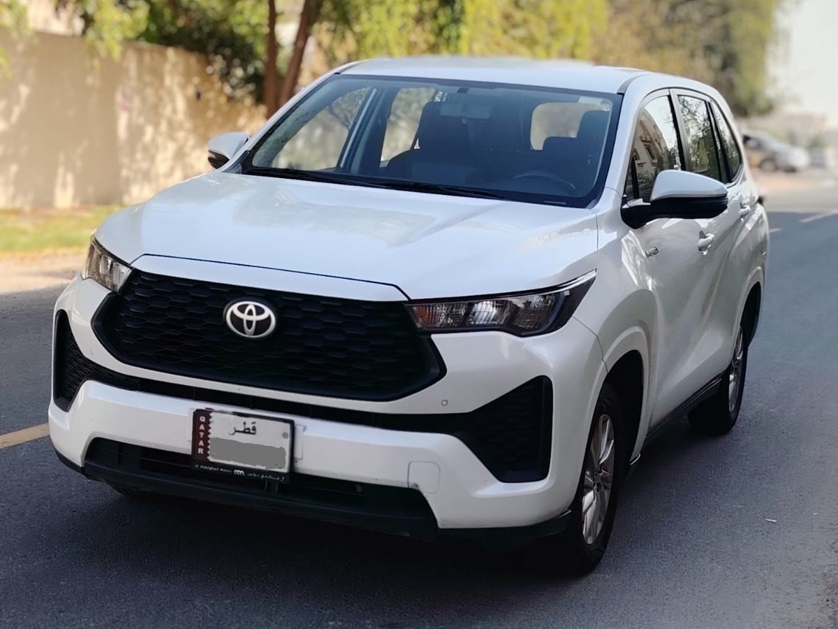 Toyota Inova 2024 - Image 2