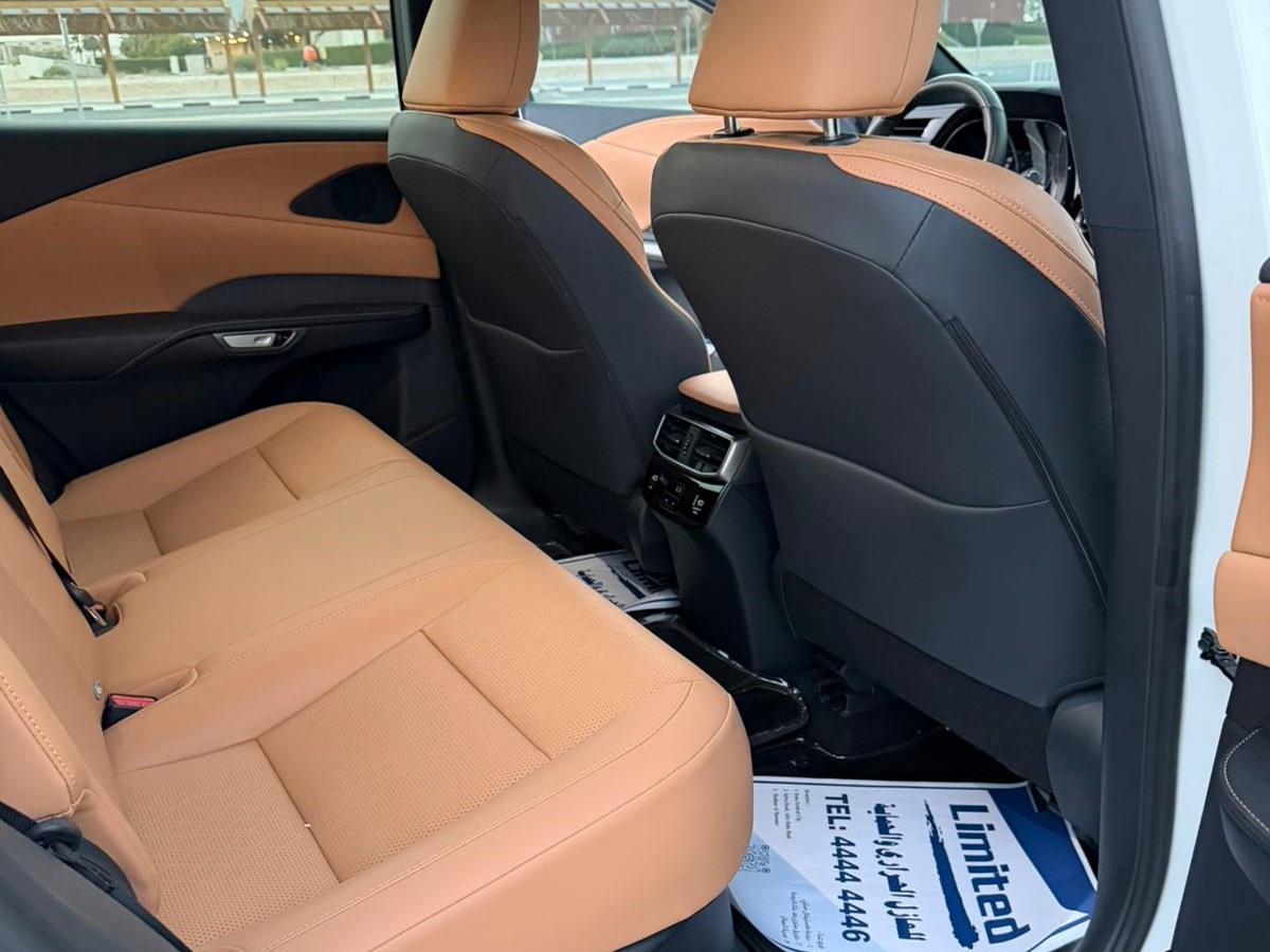 Lexus RX 350 2024 - Image 2