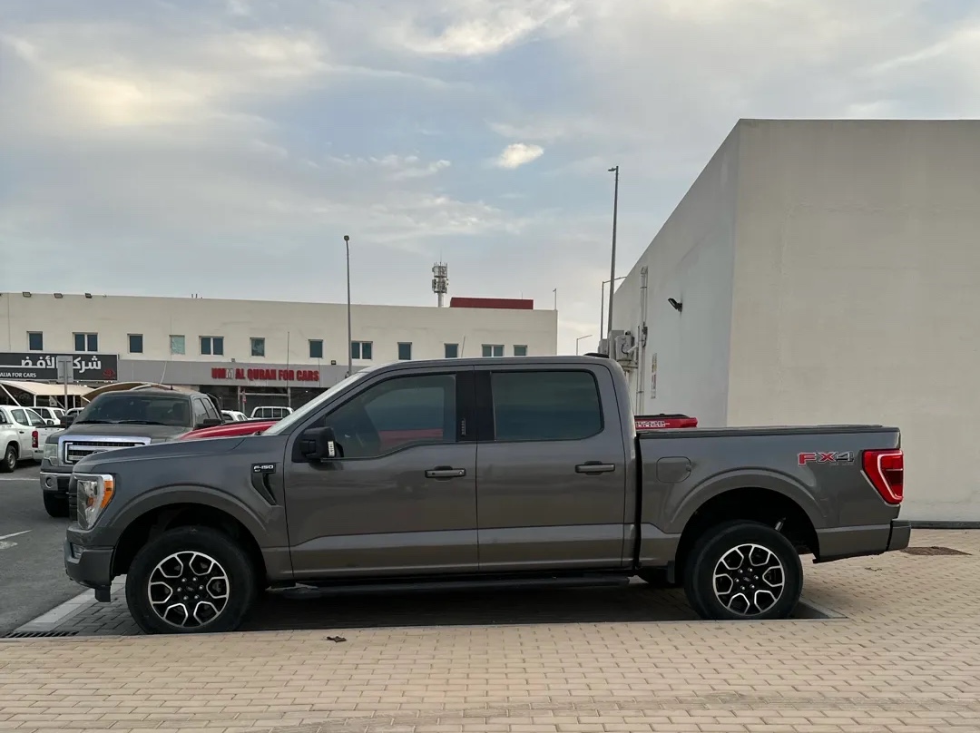 Ford F-150 Fx4 2021 - Image 3