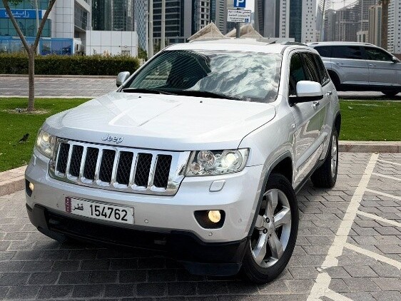 Jeep Grand Cherokee Overland 2013 - Image 2