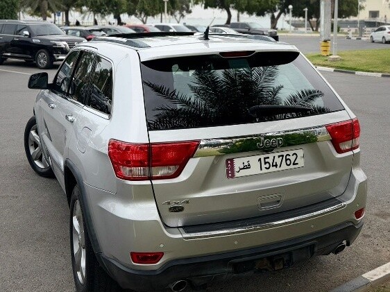 Jeep Grand Cherokee Overland 2013 - Image 4