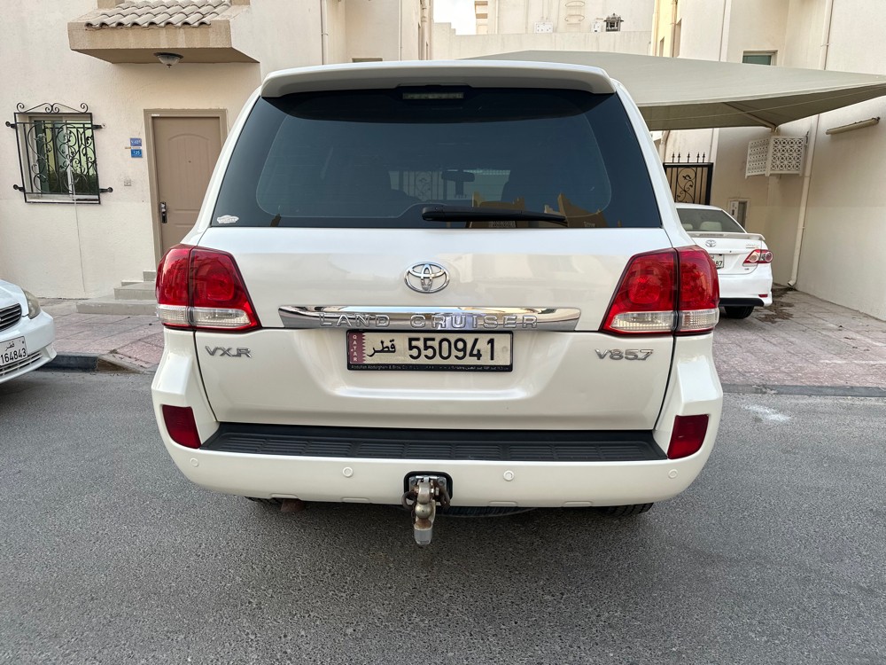 Toyota Land Cruiser VX.R 2010 - Image 4