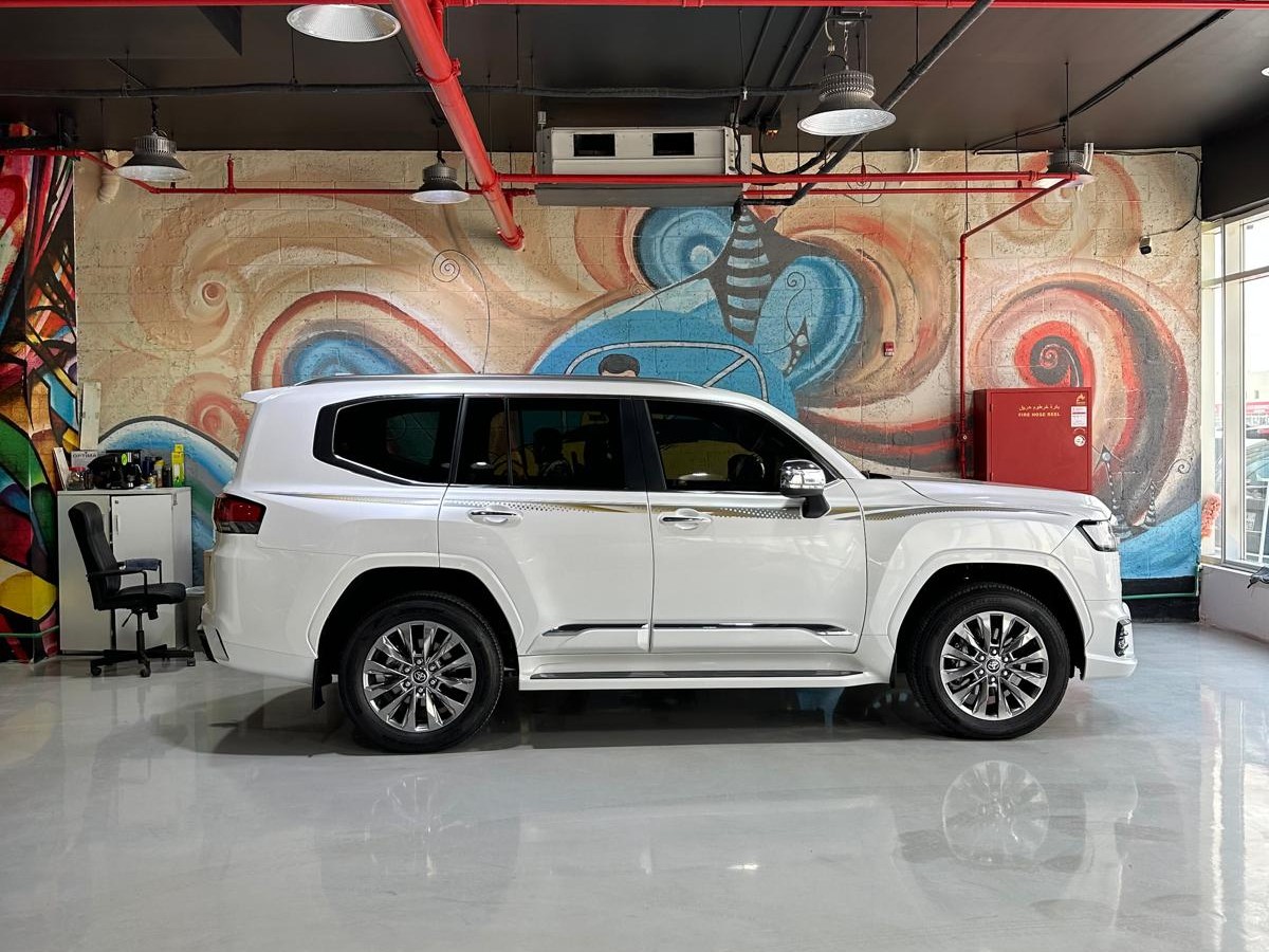 Toyota Land Cruiser VX.R 2025 - Image 4