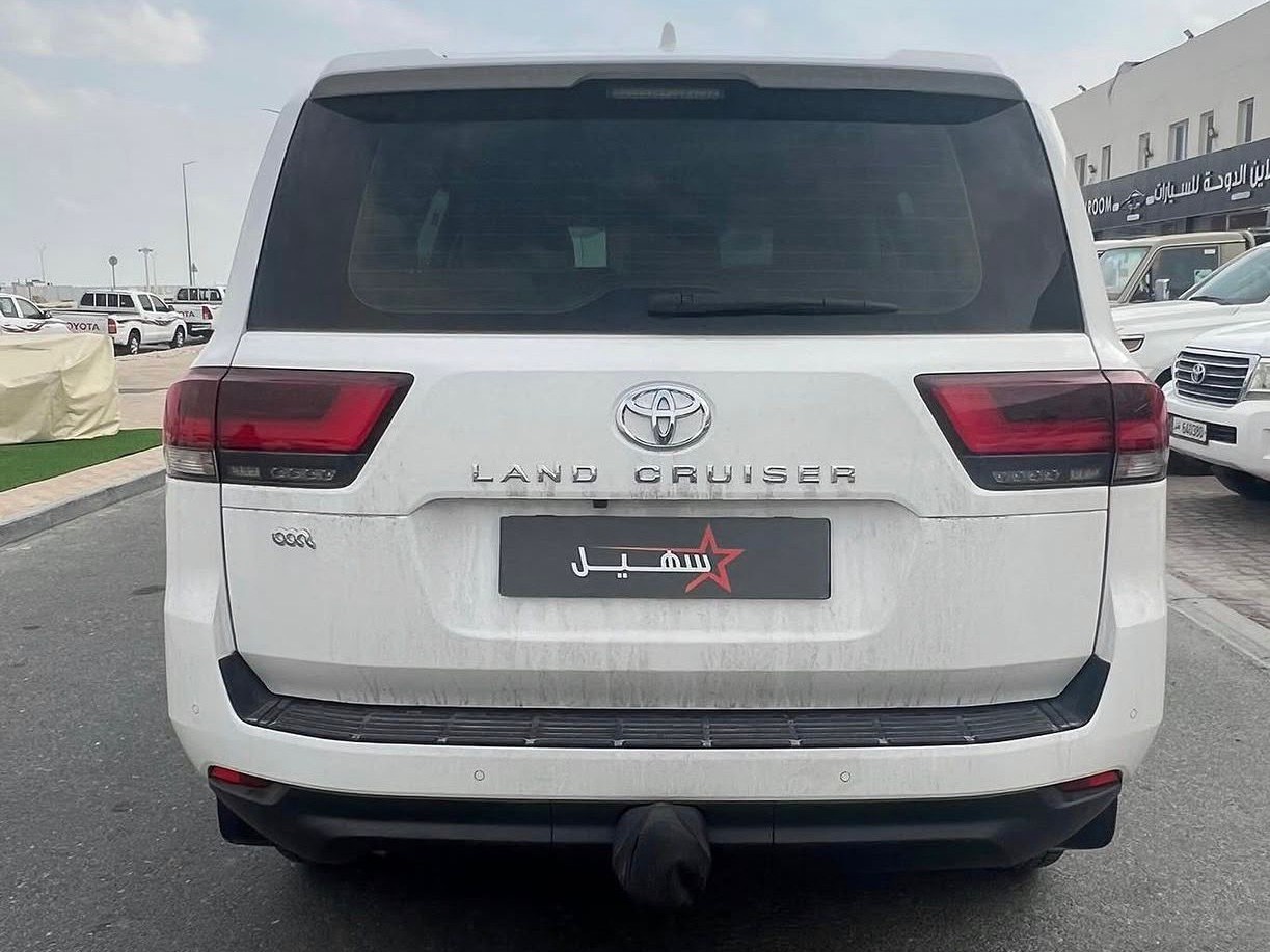 Toyota Land Cruiser GX 2023 - Image 4