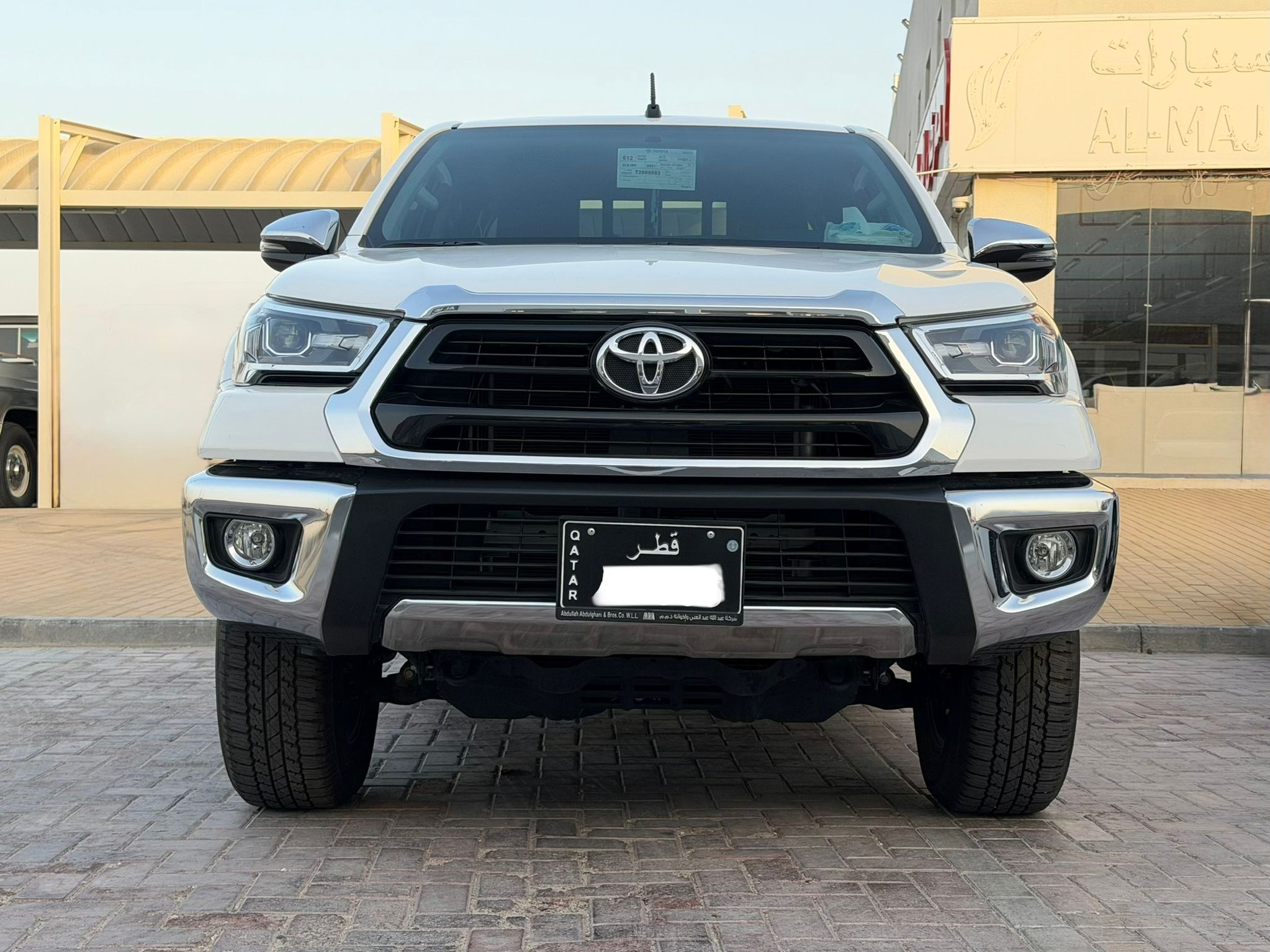 Toyota Hilux 4X4 2026 - Image 2