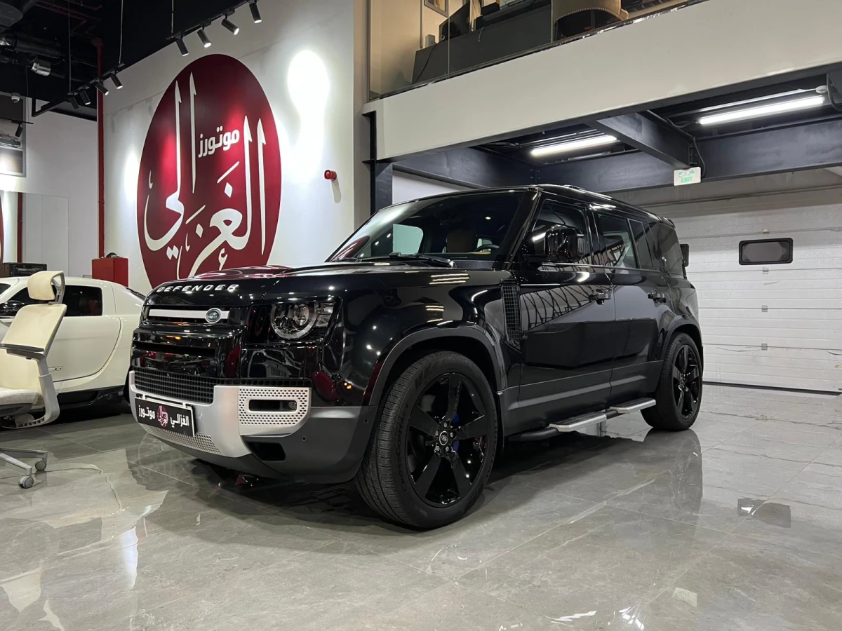 Land Rover Defender 110 HSE 2024