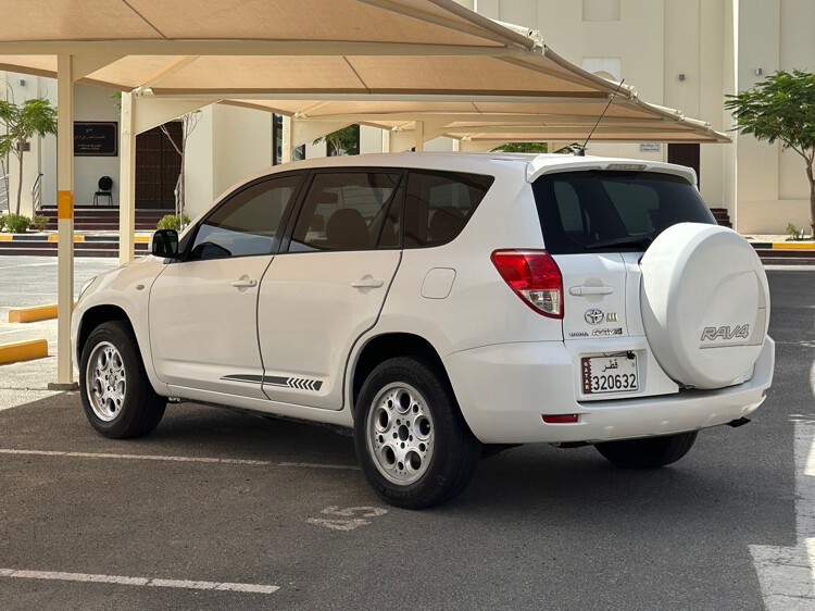 Toyota RAV4 2006 - Image 3