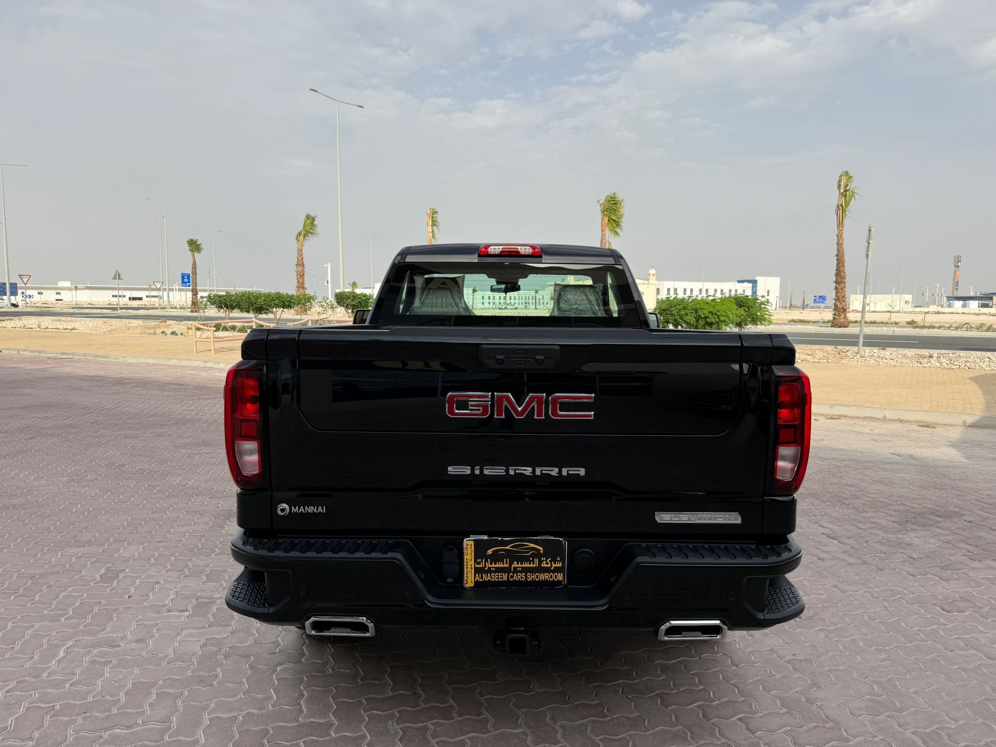 GMC Sierra Elevation  2026 - Image 2