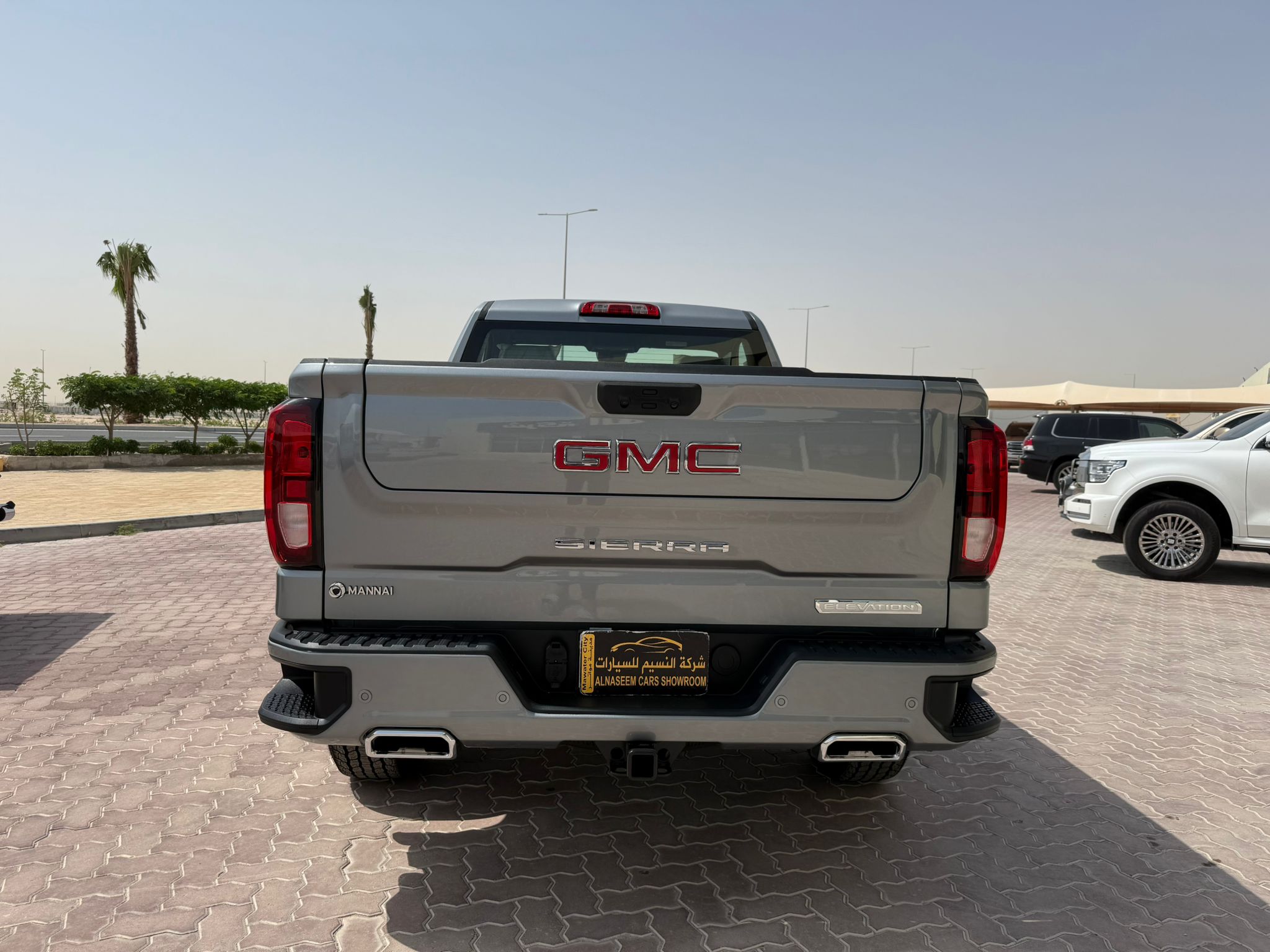 GMC Sierra Elevation  2026 - Image 2