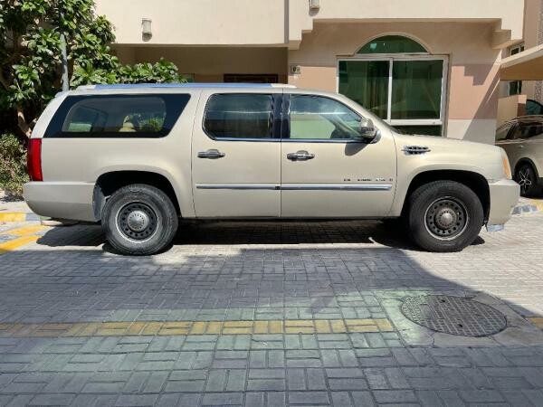 Cadillac Escalade EXT 2007 - Image 2