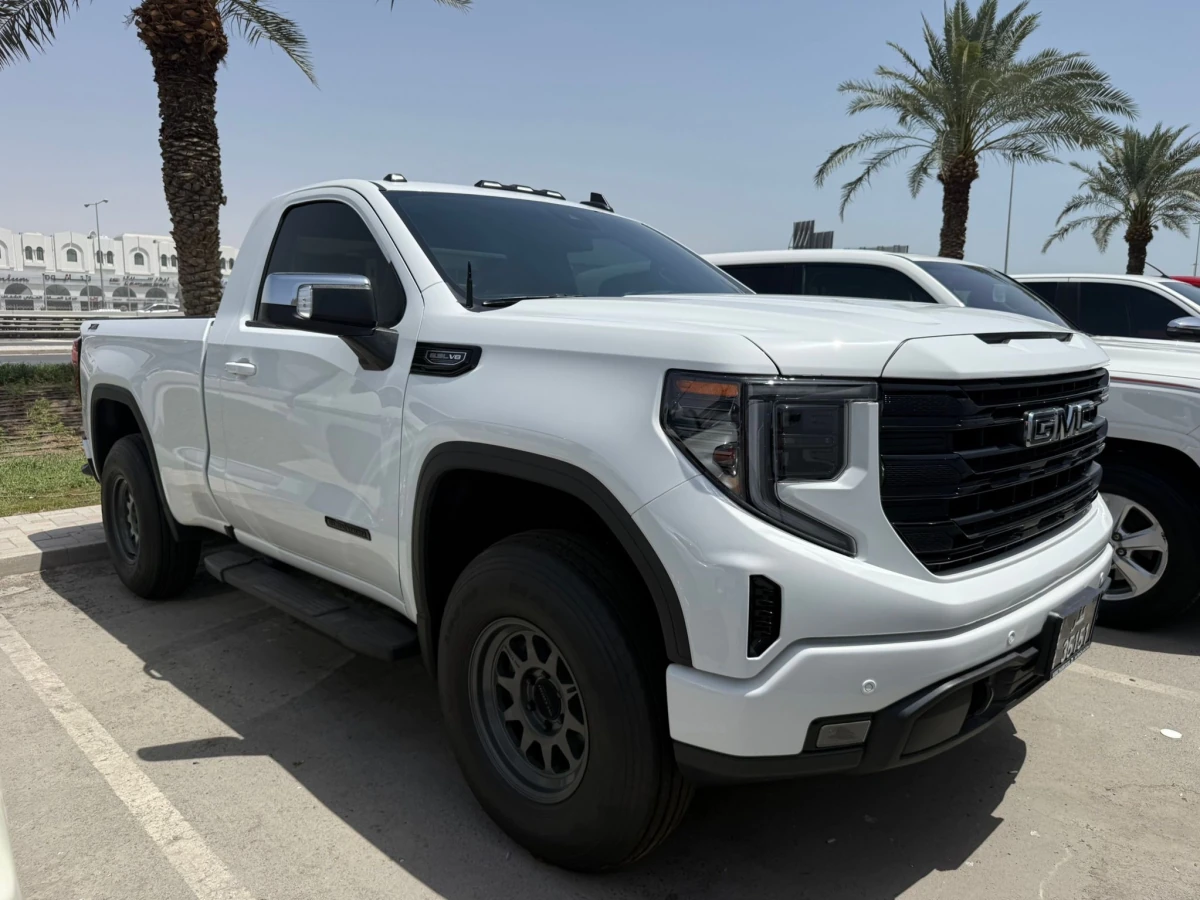 GMC Sierra Elevation  2024