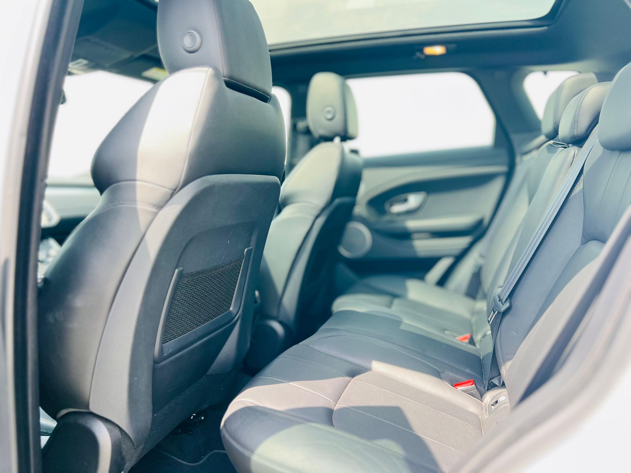 Land Rover Range Rover Evoque 2018 - Image 2