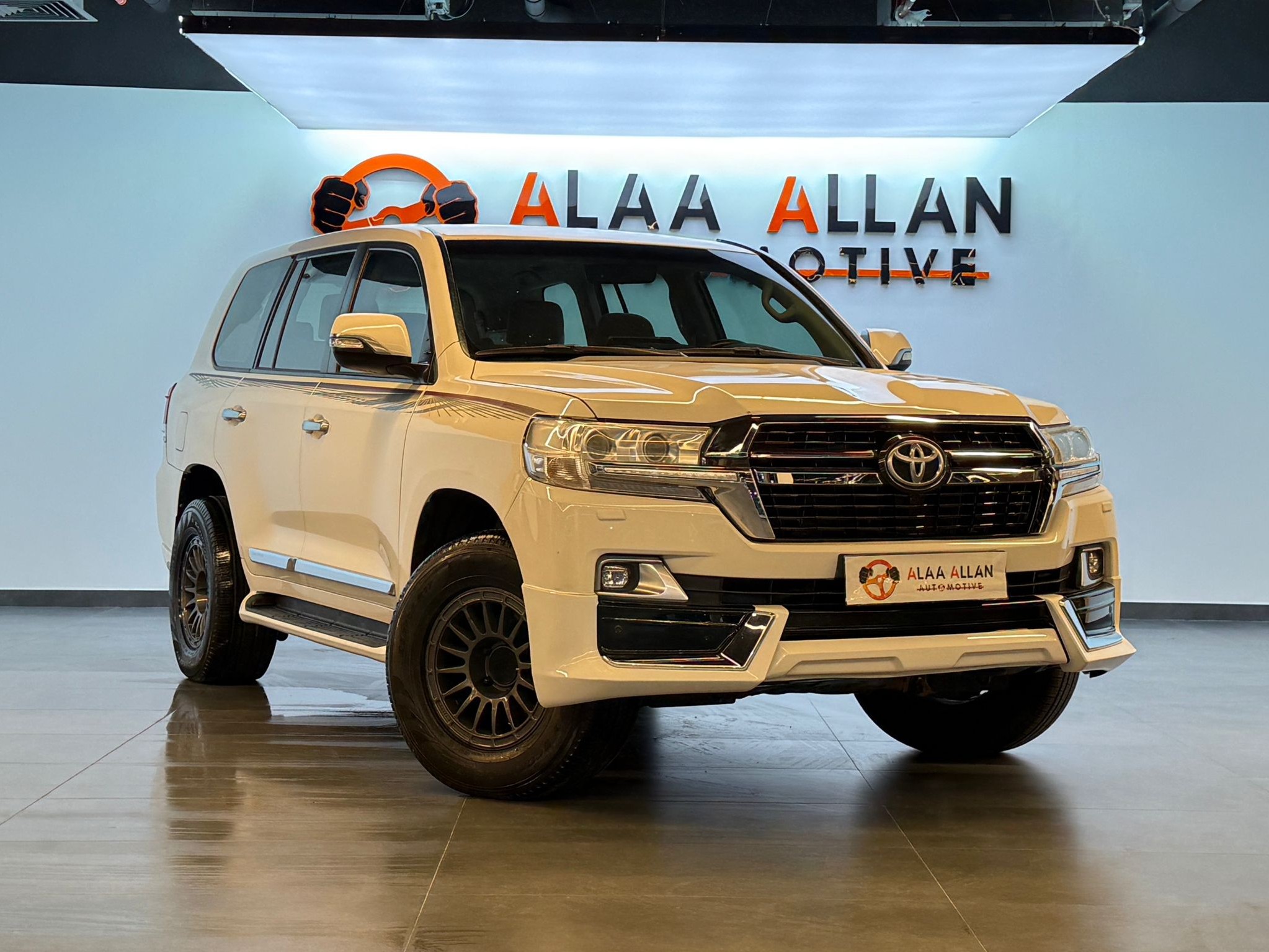 Toyota Land Cruiser GX.R 2018 - Image 1