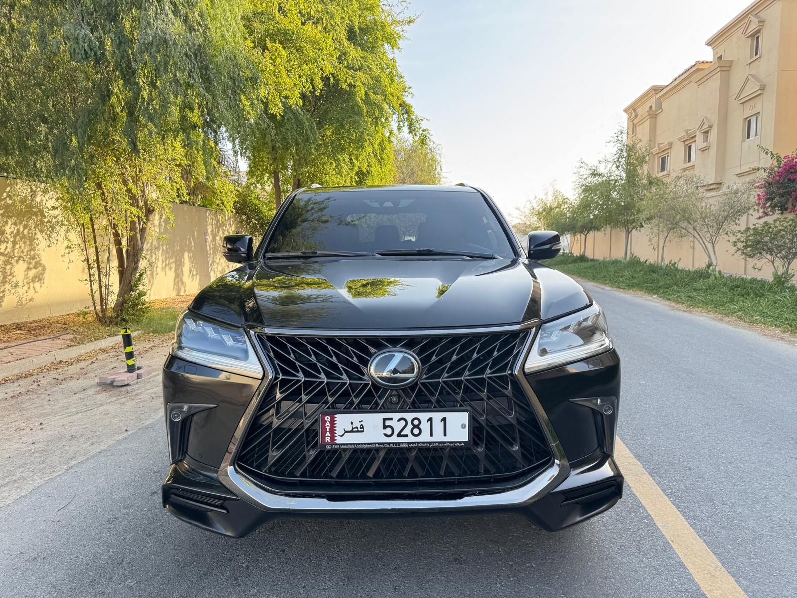 Lexus LX 570 S Black Edition 2020 - Image 2