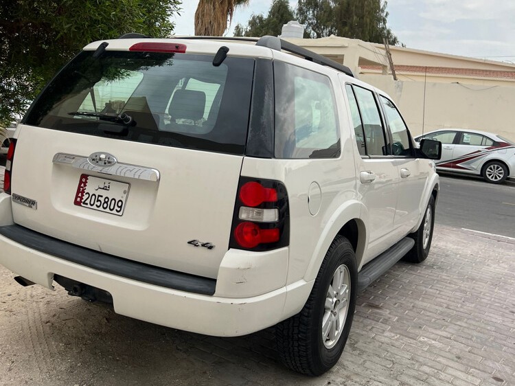 Ford Explorer 2010 - Image 3