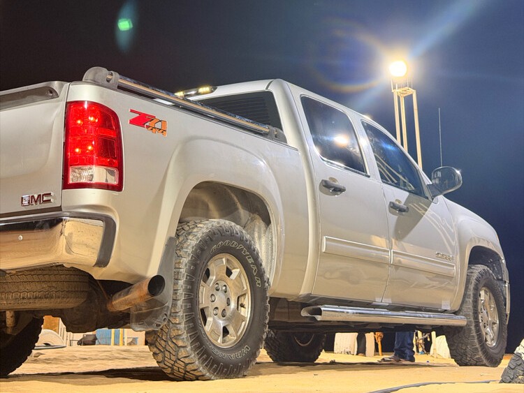 GMC Sierra 1500 2012 - Image 3