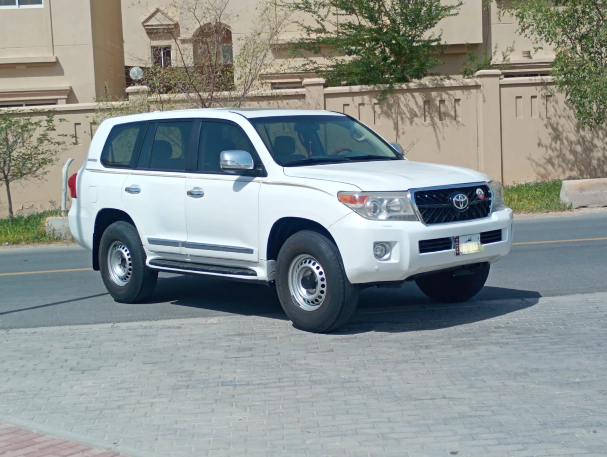 Toyota Land Cruiser GX.R 2014