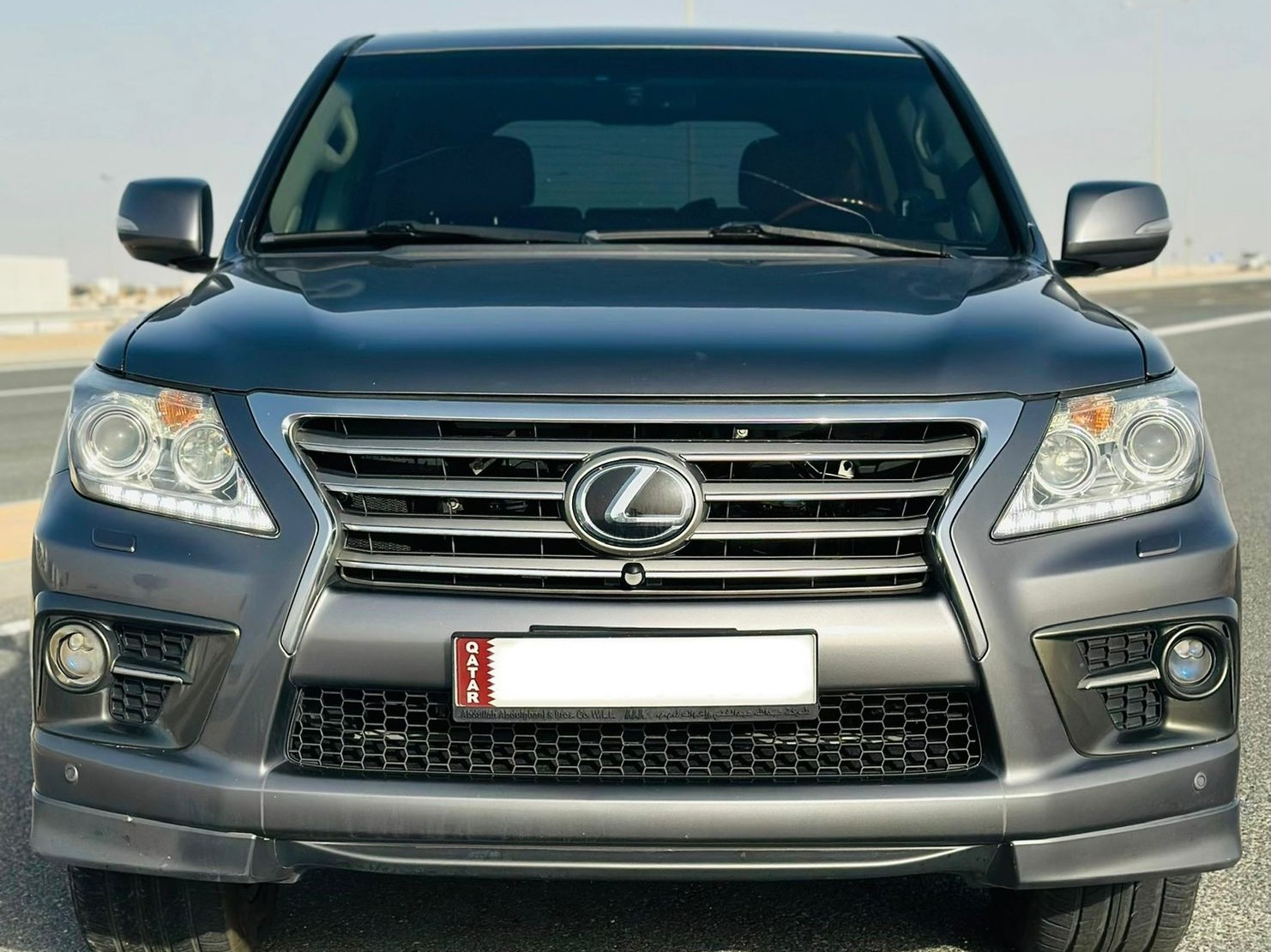 Lexus LX 570 S 2015 - Image 2