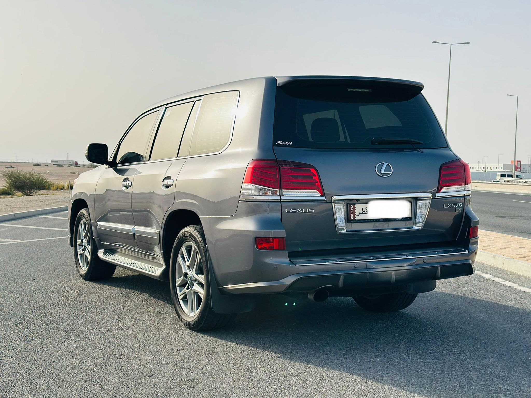 Lexus LX 570 S 2015 - Image 4