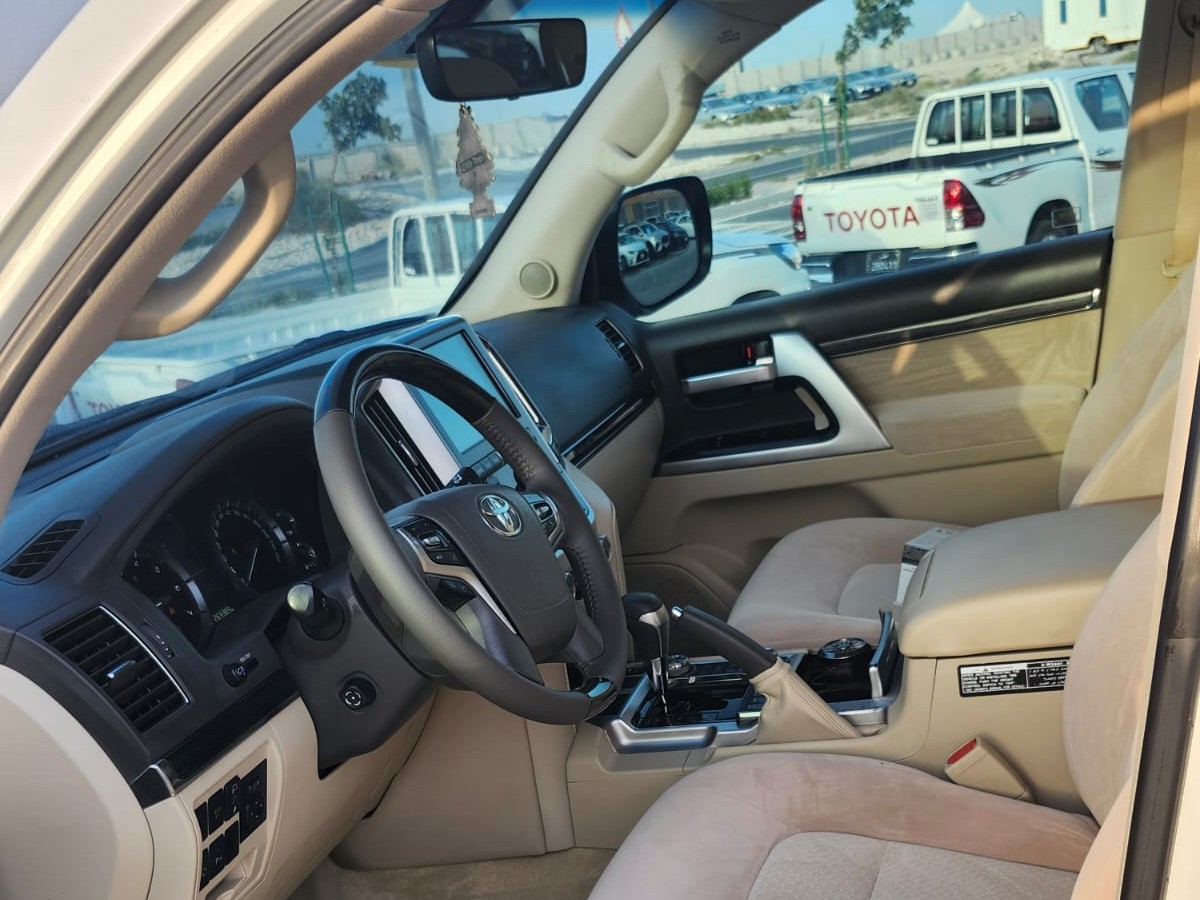 Toyota Land Cruiser VX.R 2021 - Image 4