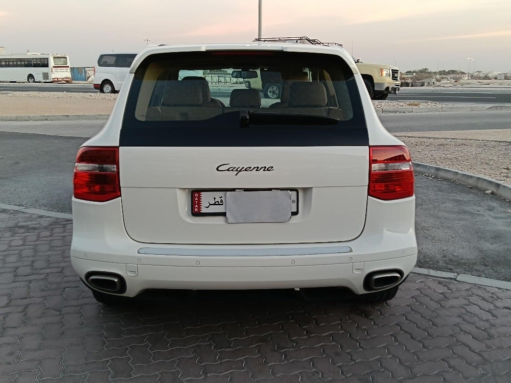 Porsche Cayenne - Image 4