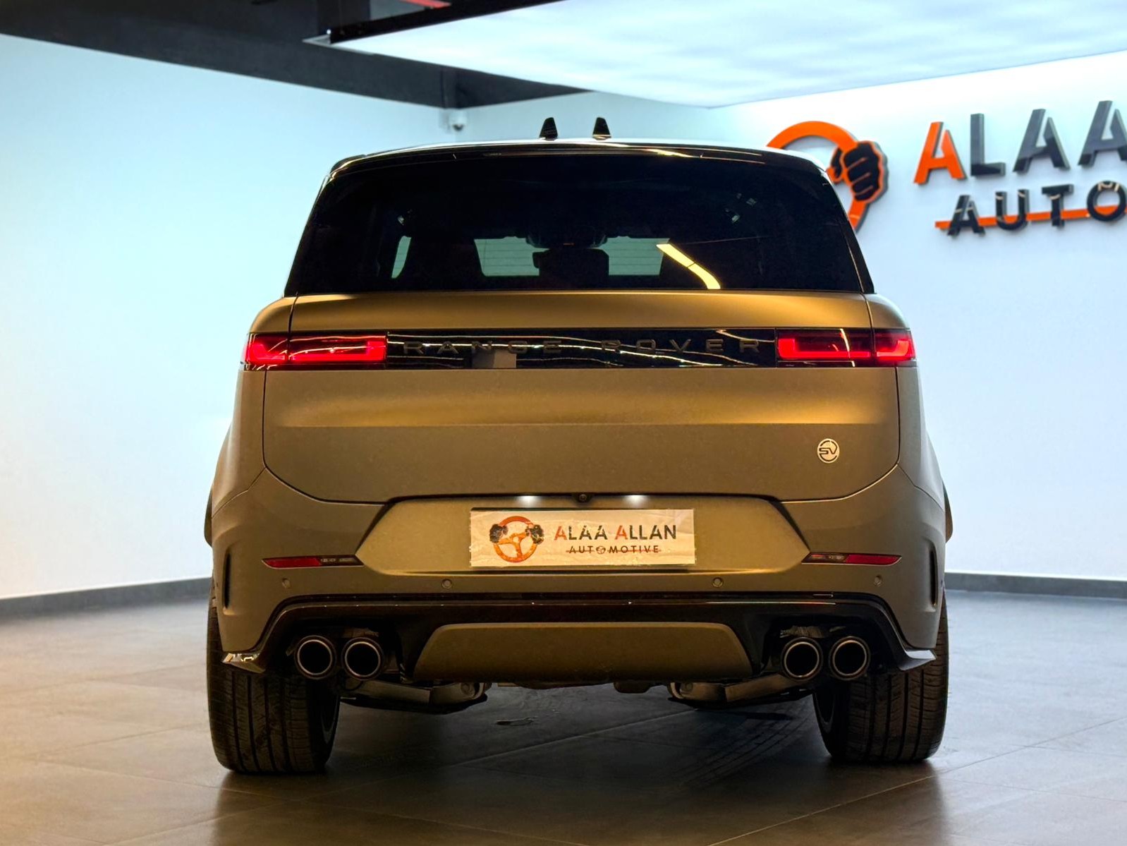 Land Rover Range Rover sport sv 2024 - Image 3