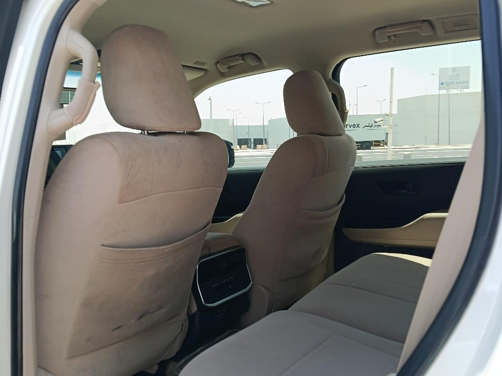 Toyota Land Cruiser GX - Image 2