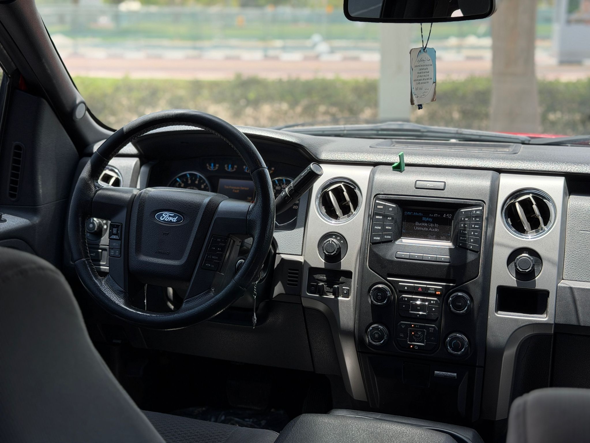 Ford F-150 Fx4 2013 — photo 11 for sale in Qatar