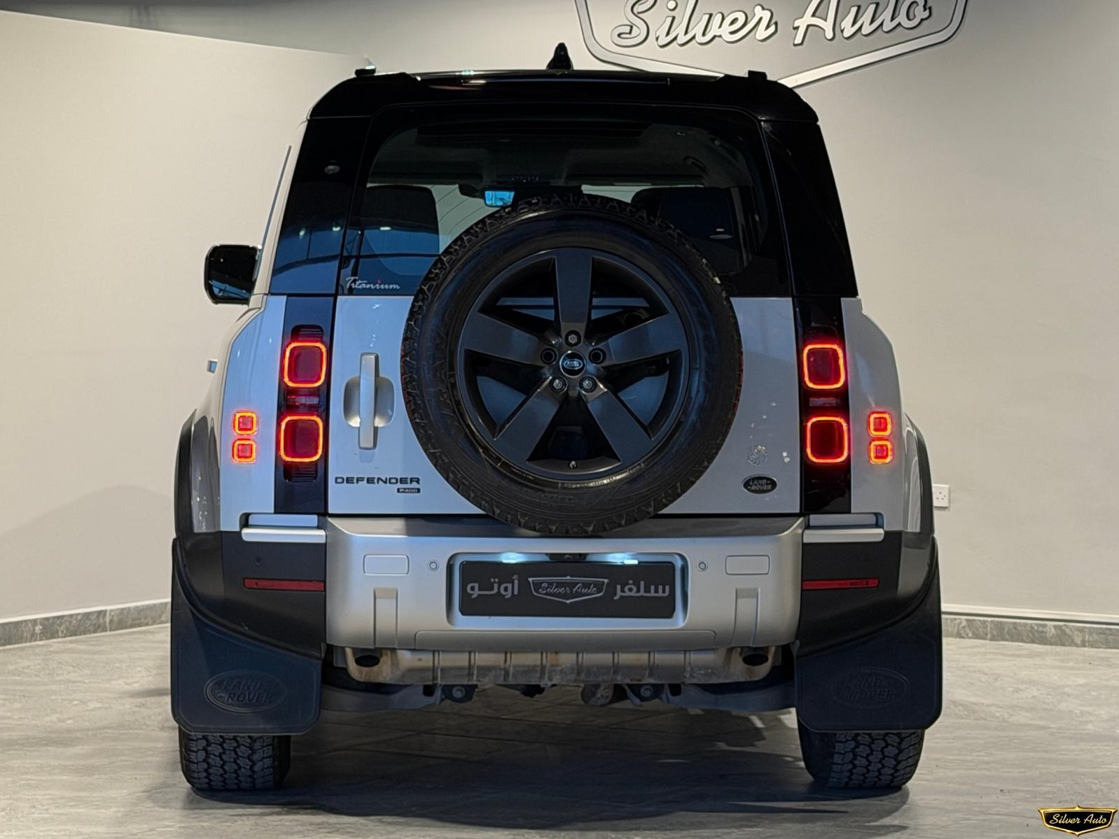Land Rover Defender 110 3.0i6 HSE 2021 - Image 2