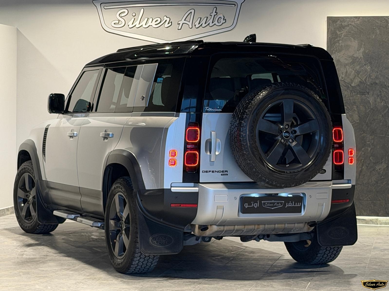 Land Rover Defender 110 3.0i6 HSE 2021 - Image 3