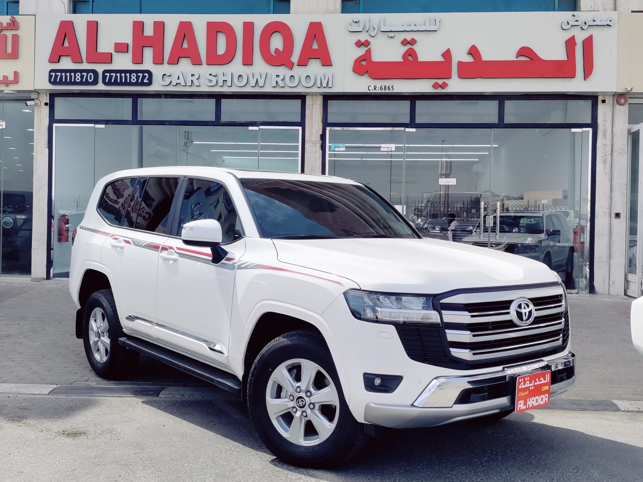 Toyota Land Cruiser GXR v6 2025