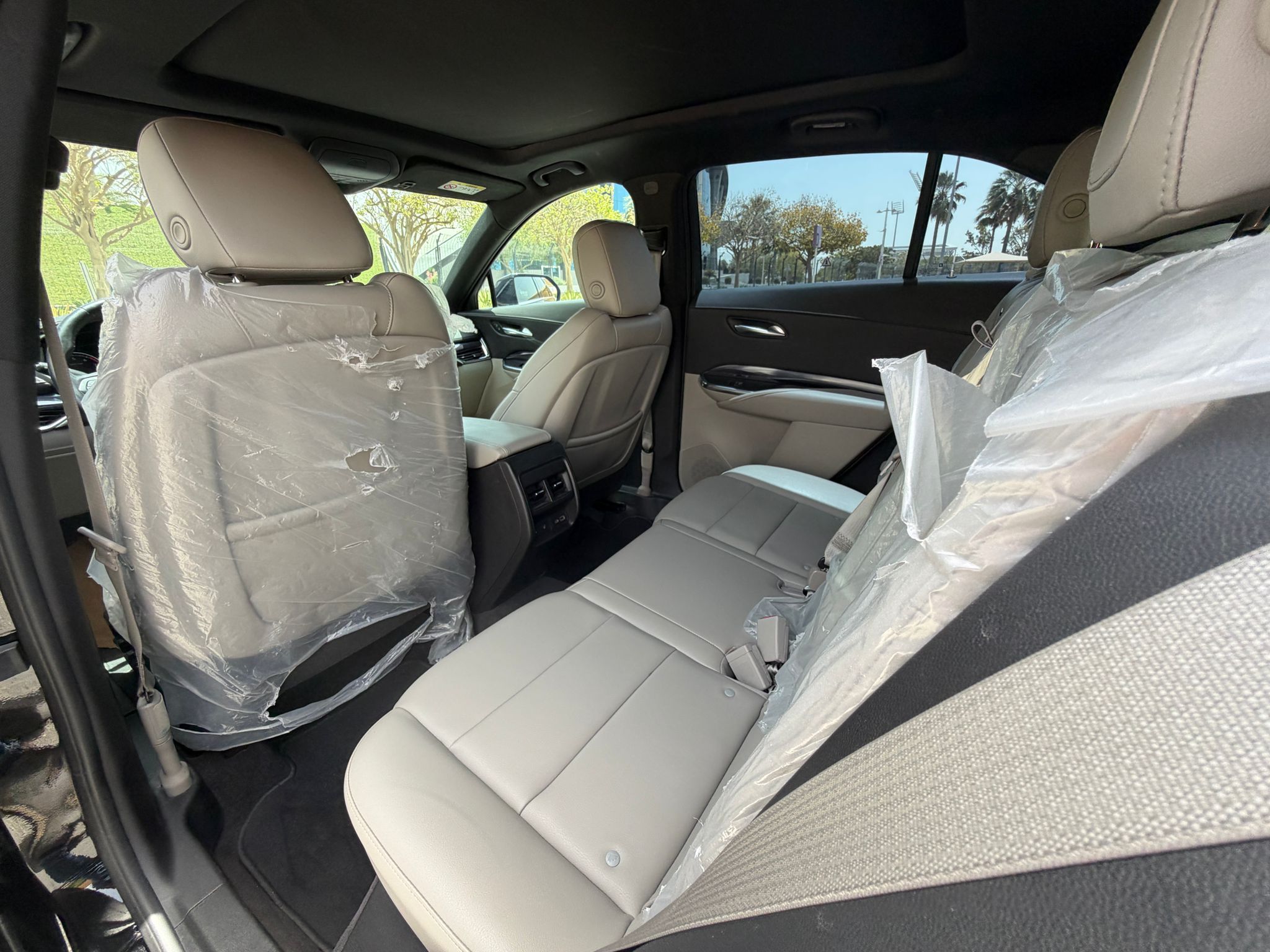 Cadillac XT 4 Luxury 2023 — photo 12 for sale in Qatar