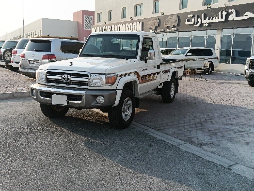 Toyota LX 