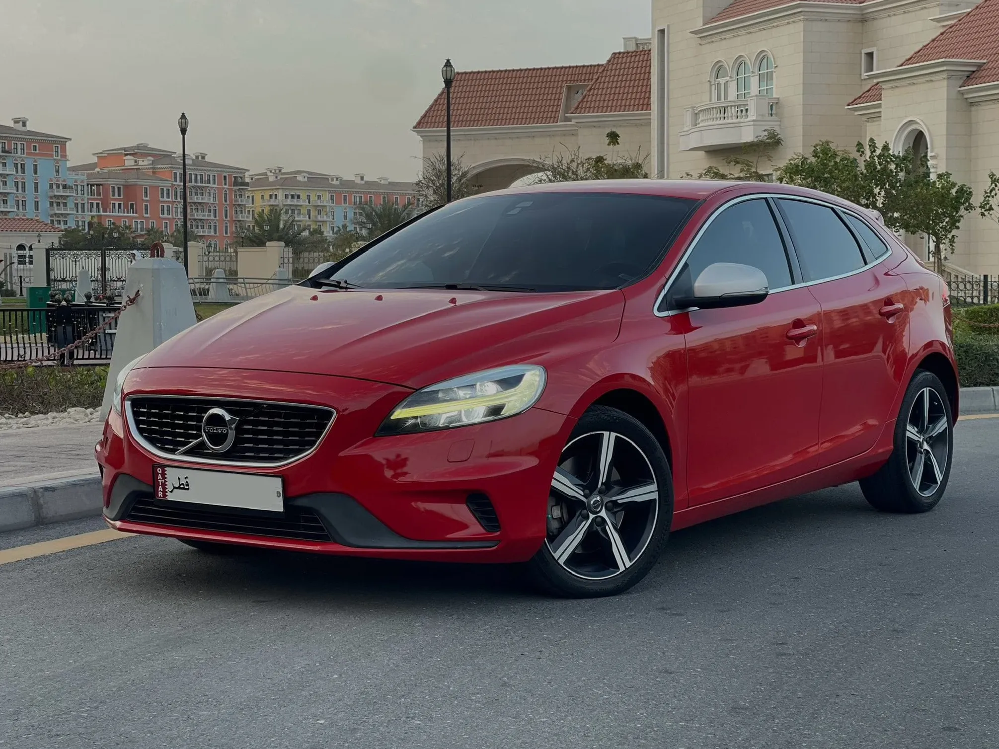 Volvo v40  2017 - Image 1