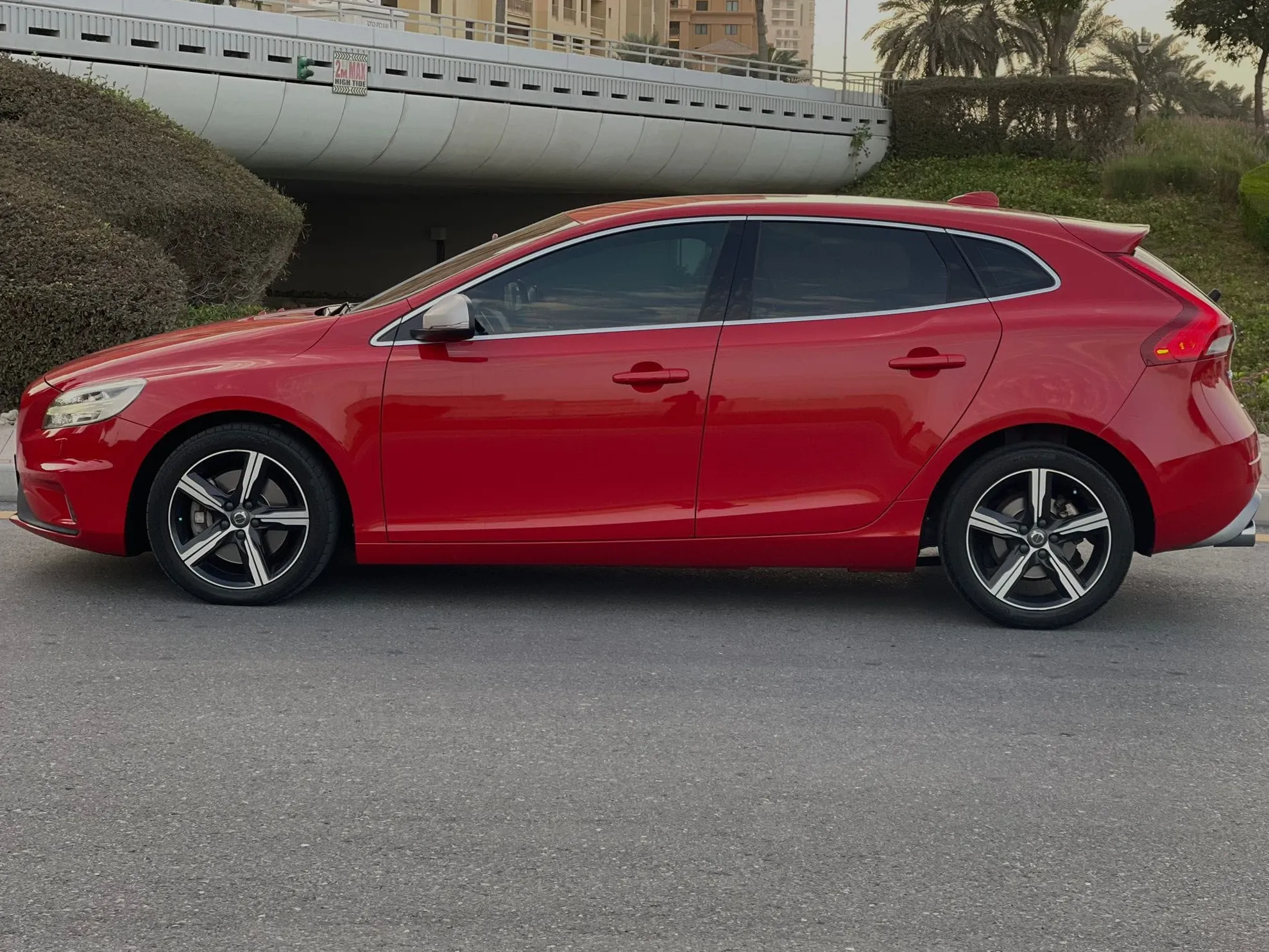 Volvo v40 2017 — photo 11 for sale in Qatar