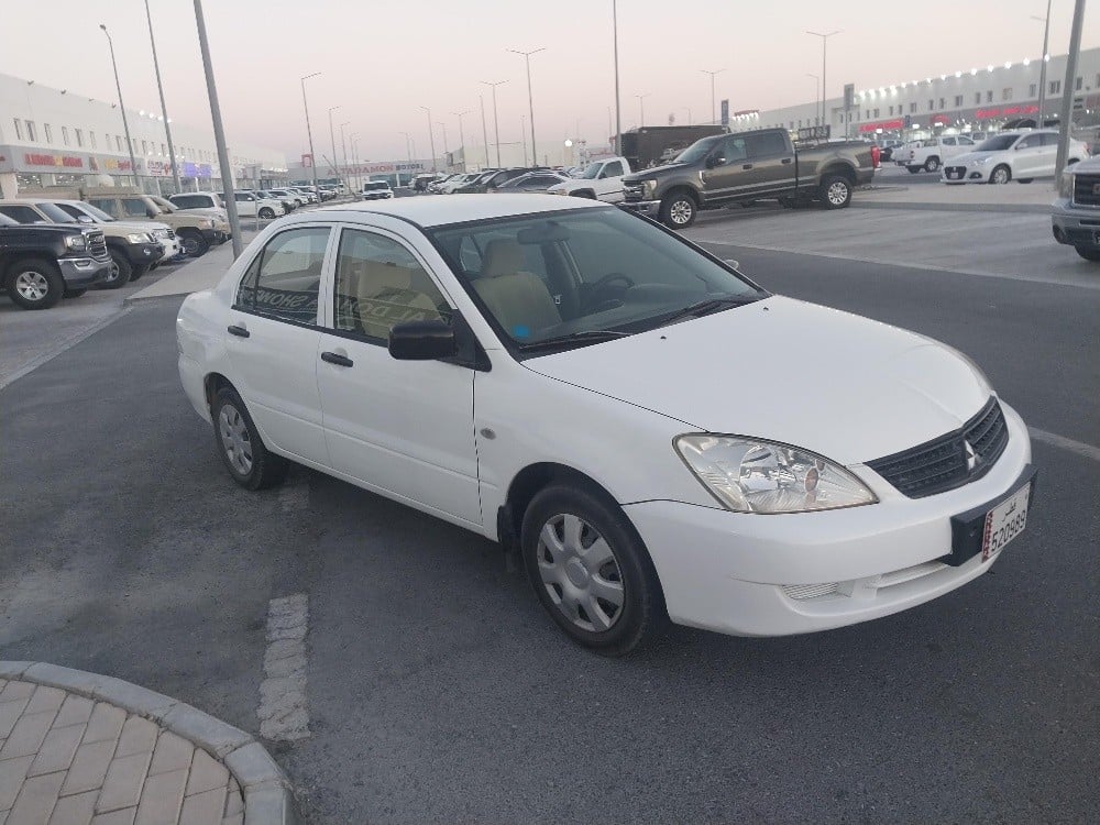 Mitsubishi Lancer - Image 4