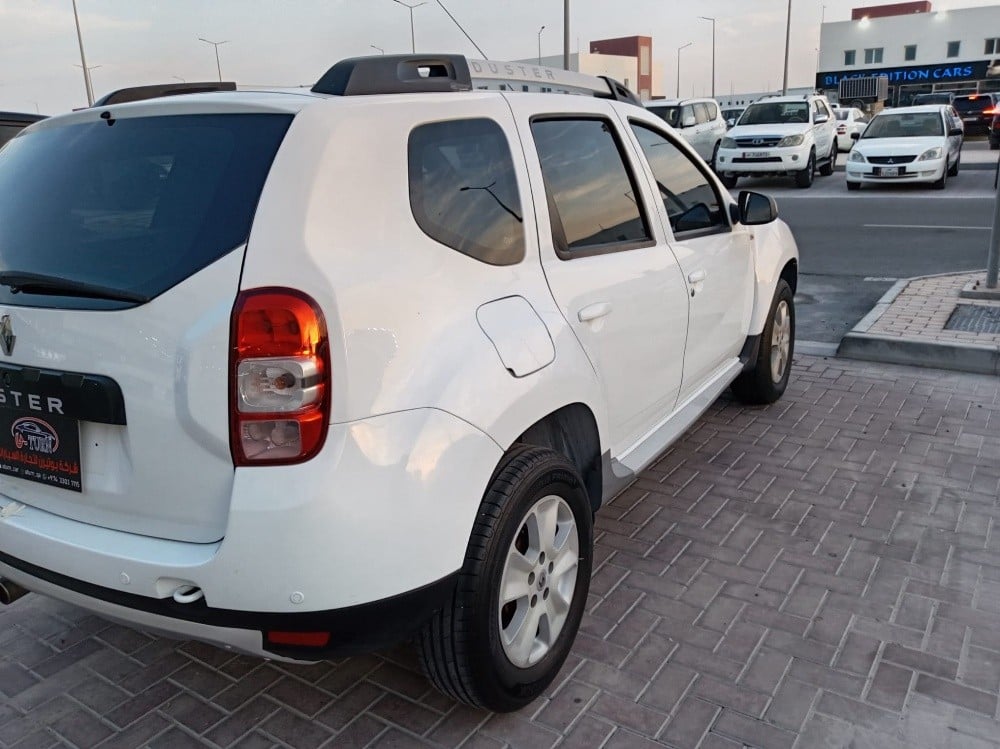 Renault Duster - Image 2