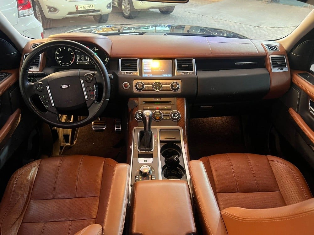 Land Rover Range Sport HSE - Image 4