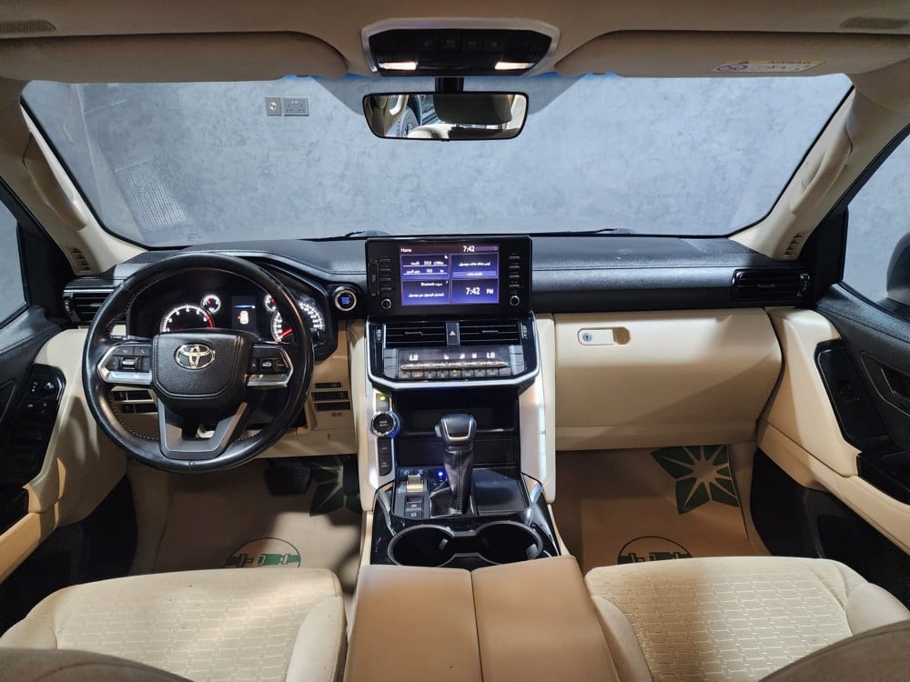 Toyota Land Cruiser GX.R - Image 3